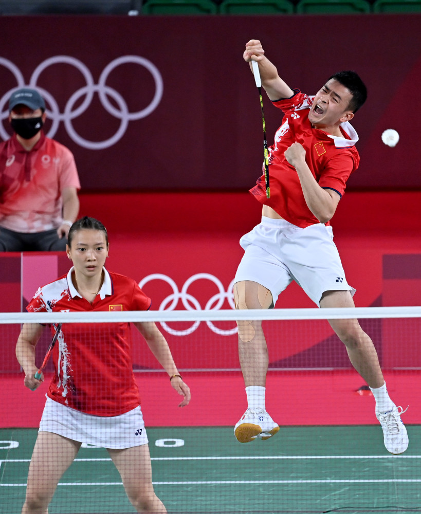 得不做出妥 得不做出妥