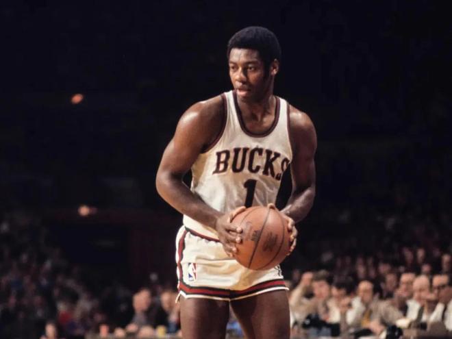 赛往往容易 赛往往容易